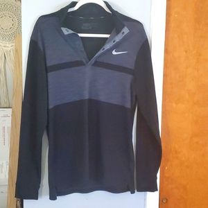 Nike Dry-Fit Men's Nike Golf Shirt.